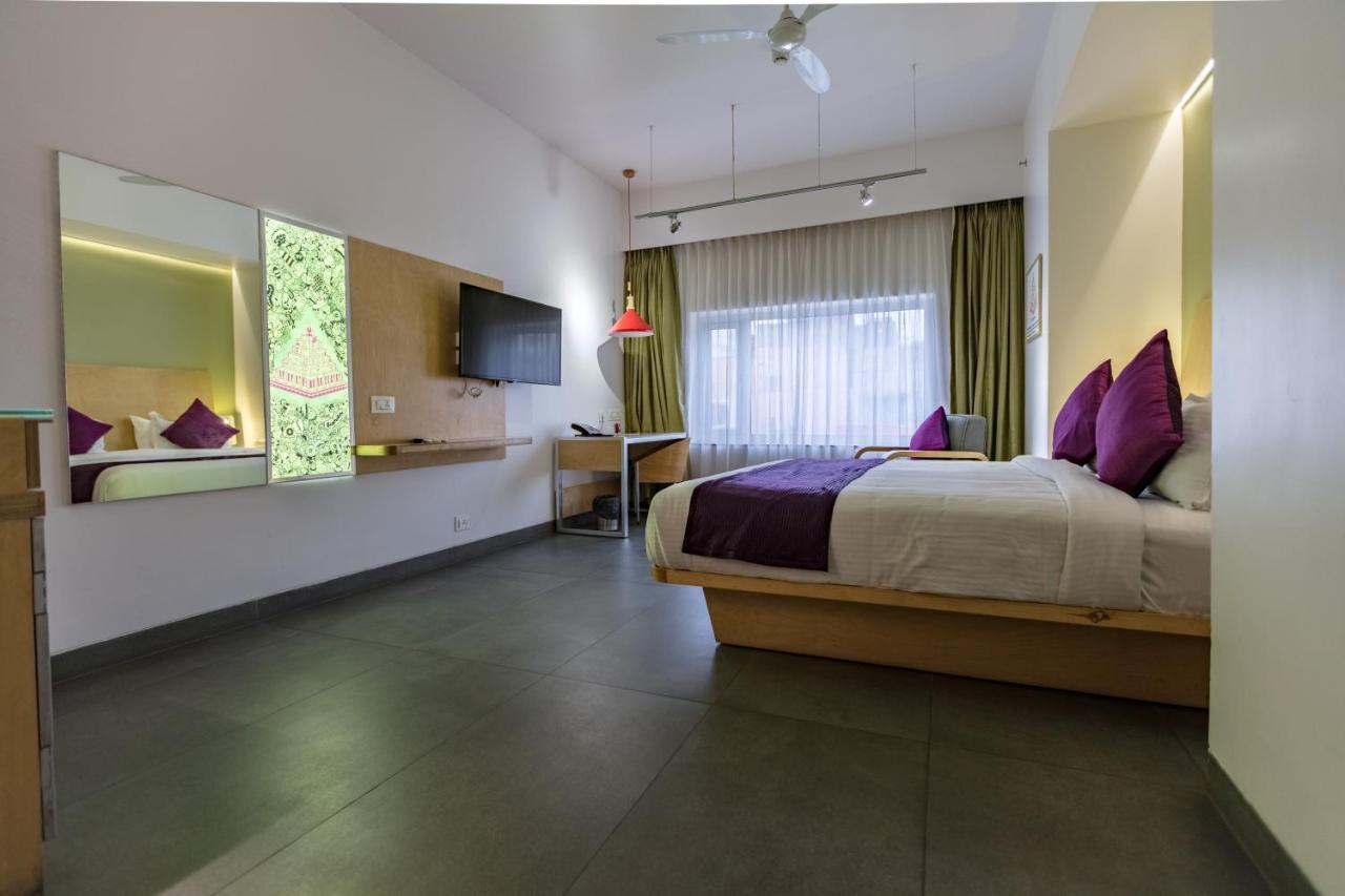Hotel Aira Віджаявада Екстер'єр фото