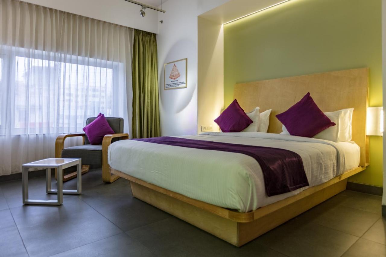 Hotel Aira Віджаявада Екстер'єр фото