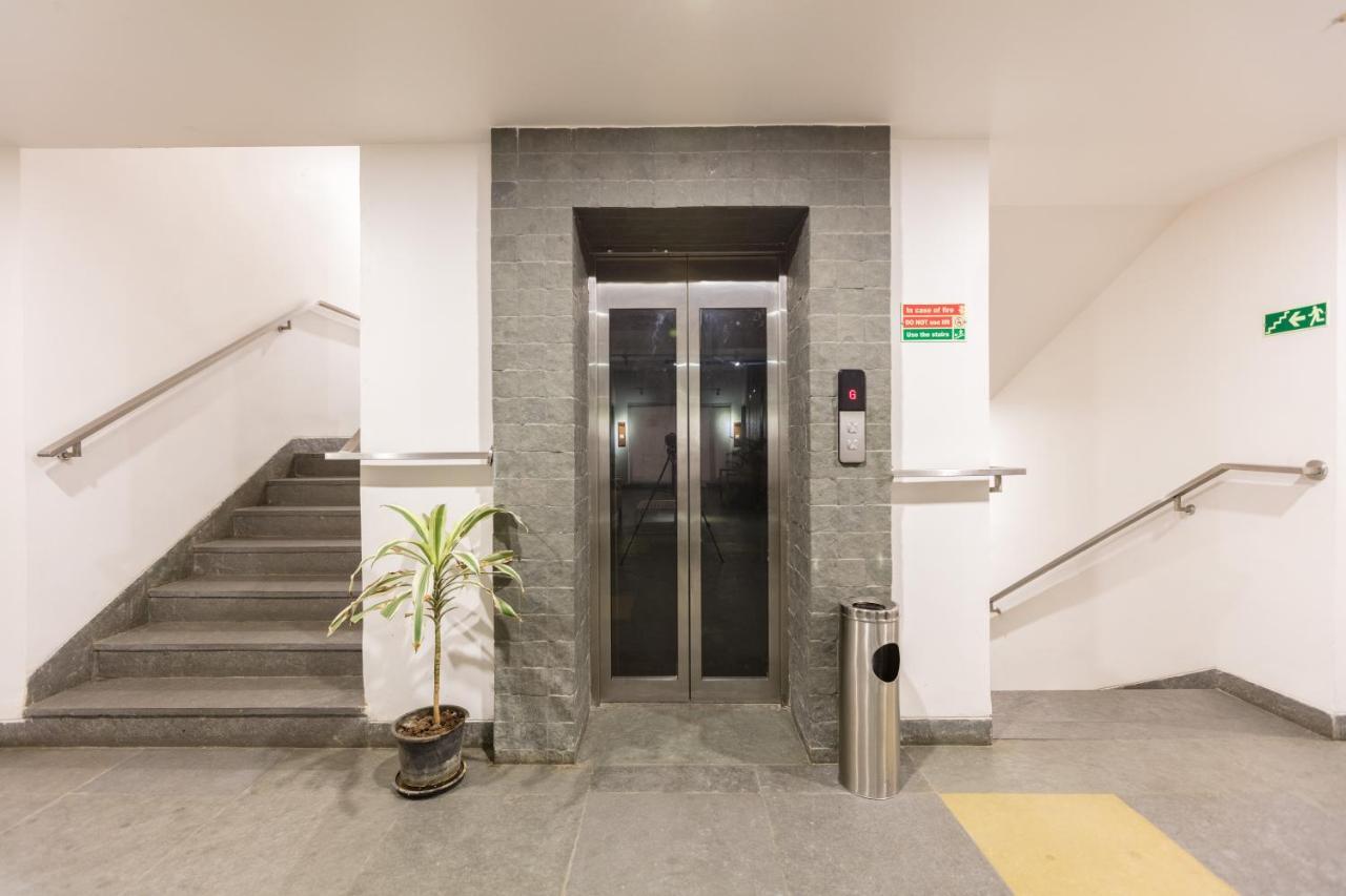 Hotel Aira Віджаявада Екстер'єр фото